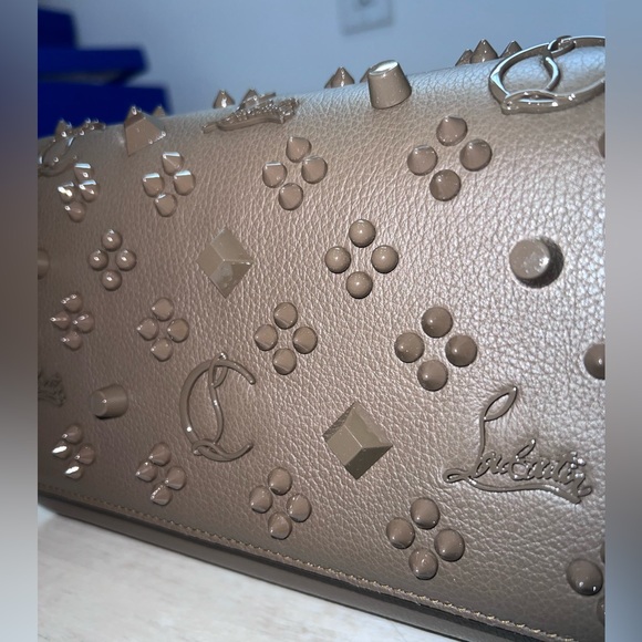 Paloma - Picture 2 of 5